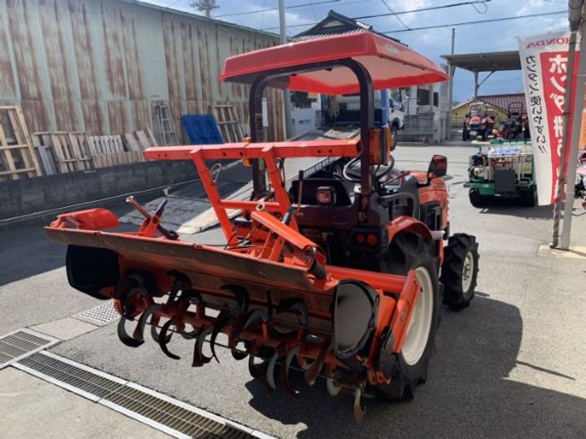 トラクター KB20DMARF4 写真７